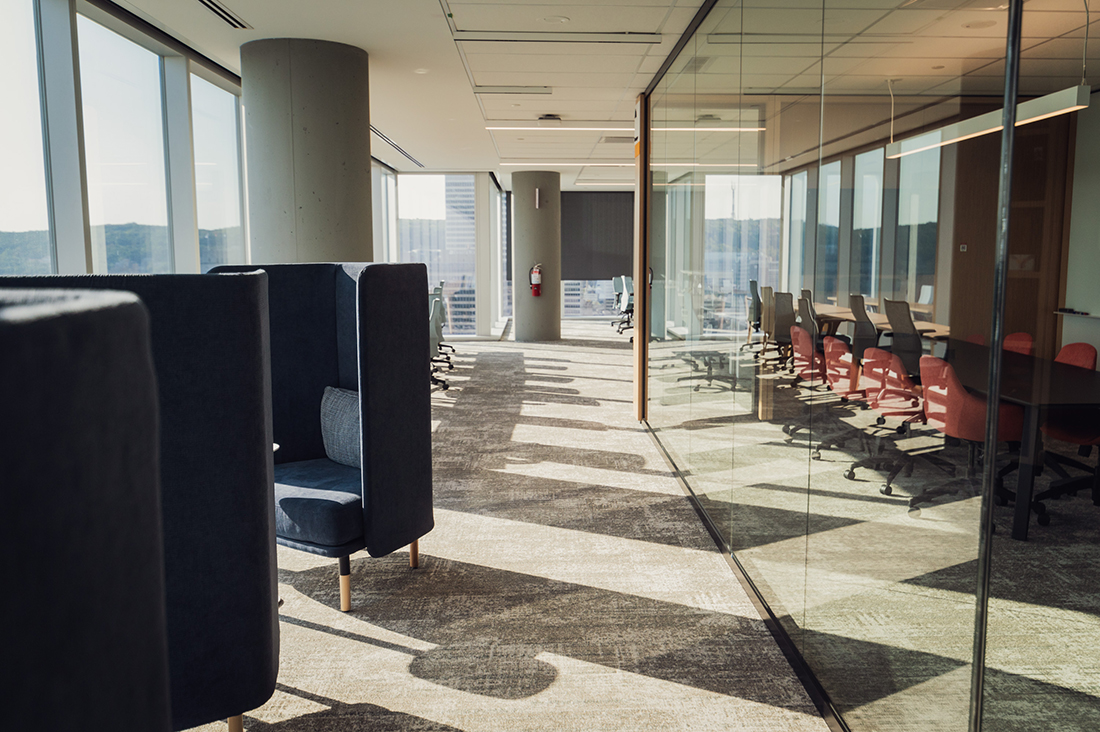 Place Banque Nationale Bureaux - Crédit Maxime Côté, photographe